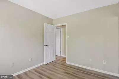 7589 Margate Court #201, Manassas, VA 20109 - Photo 15