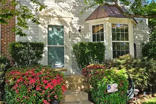 7030 Rogue Forest Ln, Gainesville, VA 20155 - Photo 1