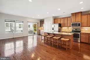 7106 Santa Cruz Pl, Gainesville, VA 20155 - Photo 7