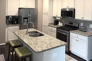 8800 Yellow Hammer Dr, Gainesville, VA 20155 - Photo 3