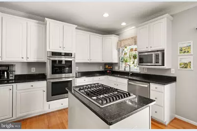 12625 Victory Lakes Loop, Bristow, VA 20136 - Photo 17