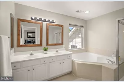 12625 Victory Lakes Loop, Bristow, VA 20136 - Photo 29
