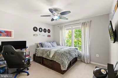 12625 Victory Lakes Loop, Bristow, VA 20136 - Photo 33