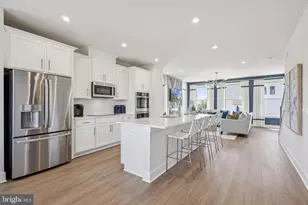 8975 Katherine Johnson Ave, Manassas, VA 20109 - Photo 5