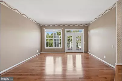 7009 Courtyard Way, Haymarket, VA 20169 - Photo 19