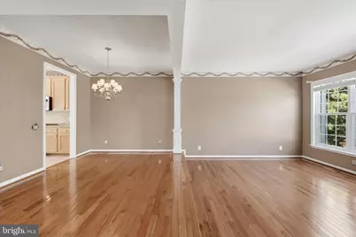 7009 Courtyard Way, Haymarket, VA 20169 - Photo 23