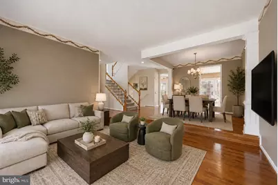 7009 Courtyard Way, Haymarket, VA 20169 - Photo 17