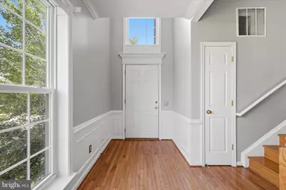 7009 Courtyard Way, Haymarket, VA 20169 - Photo 3