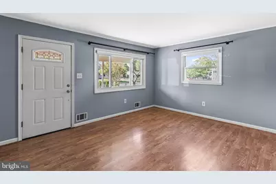 7596 Amherst Drive, Manassas, VA 20111 - Photo 5