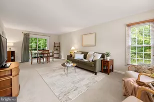 3110 Woods Cove Ln, Woodbridge, VA 22192 - Photo 13