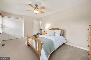 3110 Woods Cove Ln, Woodbridge, VA 22192 - Photo 23
