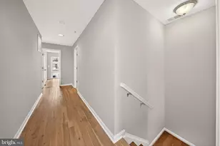 15825 John Diskin Cir, Woodbridge, VA 22191 - Photo 17