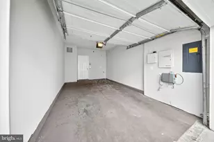 15825 John Diskin Cir, Woodbridge, VA 22191 - Photo 19