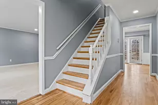 16048 Fairway Dr, Dumfries, VA 22025 - Photo 3