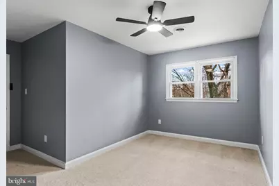 16048 Fairway Drive, Dumfries, VA 22025 - Photo 17