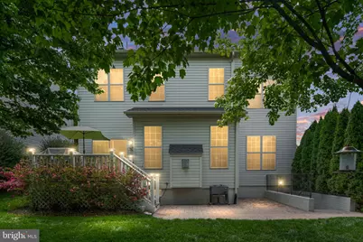 5657 Liberty Manor Circle, Woodbridge, VA 22193 - Photo 3