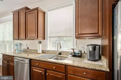 5657 Liberty Manor Circle, Woodbridge, VA 22193 - Photo 29