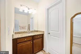 5657 Liberty Manor Cir, Woodbridge, VA 22193 - Photo 49