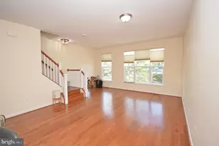 1571 Renate Dr, Woodbridge, VA 22192 - Photo 5