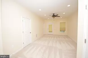 1571 Renate Dr, Woodbridge, VA 22192 - Photo 33