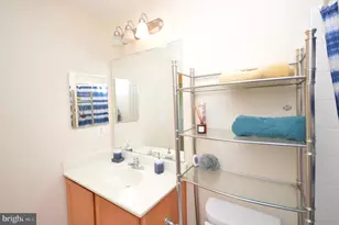 1571 Renate Dr, Woodbridge, VA 22192 - Photo 31