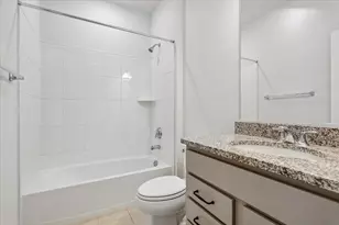 6703 Upland Mnr Dr, Gainesville, VA 20155 - Photo 17