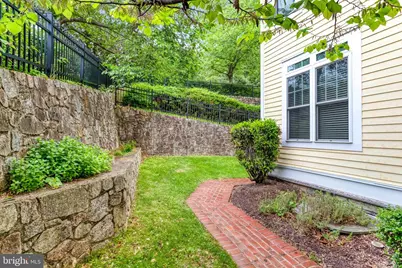 114 Mount High Street, Occoquan, VA 22125 - Photo 3