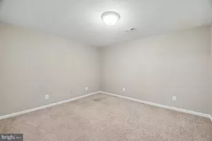 16200 Edgewood Dr, Dumfries, VA 22025 - Photo 33