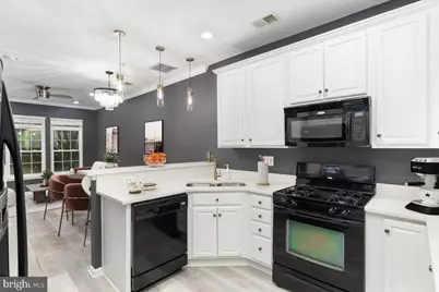 7158 Little Thames Drive #185, Gainesville, VA 20155 - Photo 9