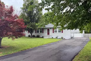 7712 Pine St, Manassas, VA 20111 - Photo 9
