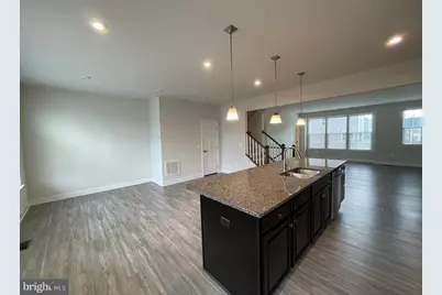 7821 Cove Point Drive, Manassas, VA 20109 - Photo 7