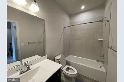 7821 Cove Point Drive, Manassas, VA 20109 - Photo 15