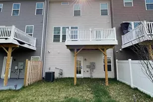 7821 Cove Point Dr, Manassas, VA 20109 - Photo 21