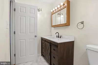 18507 Amidon Avenue, Triangle, VA 22172 - Photo 17