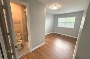 14870 Emberdale Dr, Woodbridge, VA 22193 - Photo 19