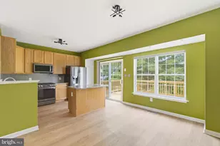 17351 Montezuma Way, Dumfries, VA 22025 - Photo 11