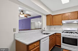 12578 Kempston Ln, Woodbridge, VA 22192 - Photo 13