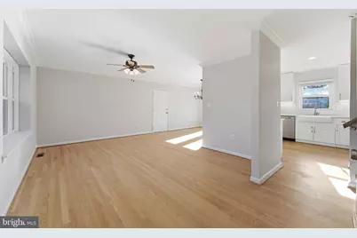4508 Old Field Drive, Gainesville, VA 20155 - Photo 5