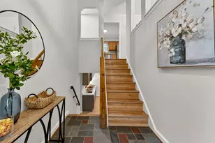 4104 Crescent Hills Dr, Haymarket, VA 20169 - Photo 3
