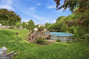 5626 Reardon Ln, Woodbridge, VA 22193 - Photo 9