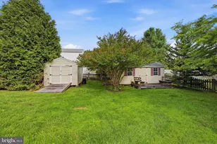 5626 Reardon Ln, Woodbridge, VA 22193 - Photo 7