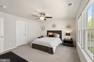 12428 Southington Dr, Woodbridge, VA 22192 - Photo 37