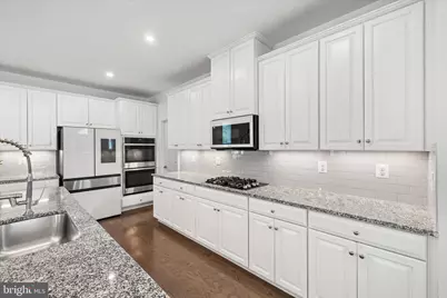 12428 Southington Drive, Woodbridge, VA 22192 - Photo 15