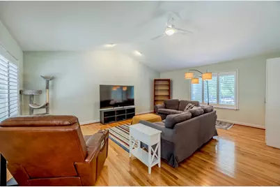15410 Wicker Court, Woodbridge, VA 22193 - Photo 11