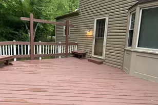 12859 Valleywood Dr, Woodbridge, VA 22192 - Photo 27