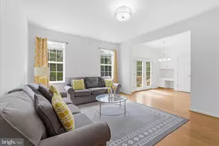 8863 Flatbush Ct, Manassas, VA 20109 - Photo 5