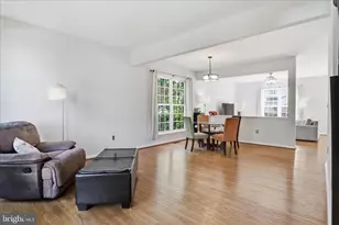 8812 Fenimore Pl, Bristow, VA 20136 - Photo 5