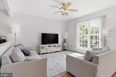 8812 Fenimore Place, Bristow, VA 20136 - Photo 9