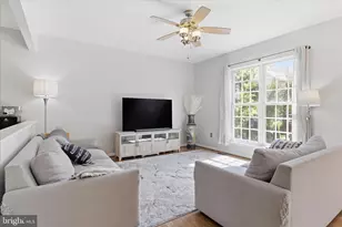 8812 Fenimore Pl, Bristow, VA 20136 - Photo 9