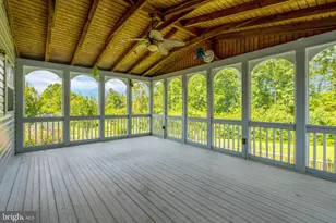 15540 Wigeon Way, Woodbridge, VA 22191 - Photo 13